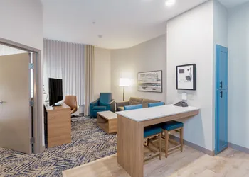 Candlewood Suites Oklahoma City-Moore by IHG hotel thumbnail 6