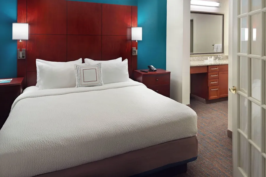 Residence Inn by Marriott Atlanta Airport North/Virginia Ave hotel detail image 6