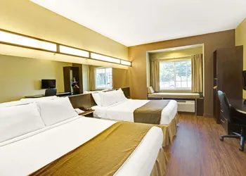 Microtel Inn & Suites by Wyndham Bryson City hotel thumbnail 4