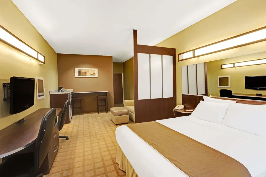 Microtel Inn & Suites by Wyndham Bryson City hotel detail image 6