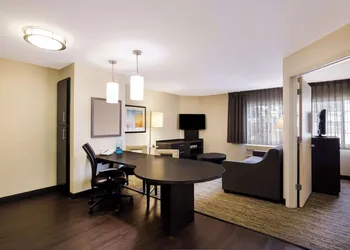 Sonesta Simply Suites St Louis Earth City hotel thumbnail 7