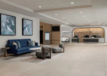 Sheraton Hartford Hotel at Bradley Airport hotel thumbnail 4