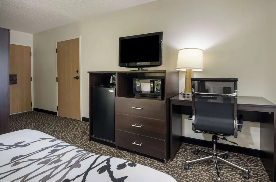 Sleep Inn Hanes Mall hotel detail image 6