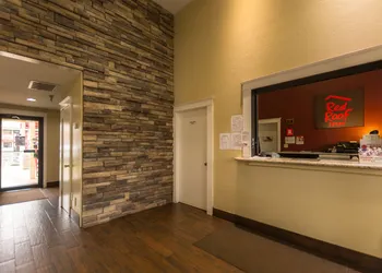 Red Roof Inn Oklahoma Airport – I-40 W/Fairgrounds hotel thumbnail 2
