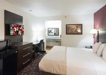 Red Roof Inn Oklahoma Airport – I-40 W/Fairgrounds hotel thumbnail 5