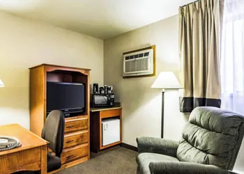 Studio 6 Minot, ND hotel thumbnail 6