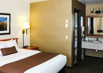 Studio 6 Minot, ND hotel thumbnail 7