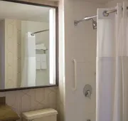 Courtyard by Marriott New York City Manhattan Fifth Avenue hotel detail image 7