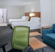 Holiday Inn Express & Suites Lexington Midtown - I-75 by IHG hotel detail image 5