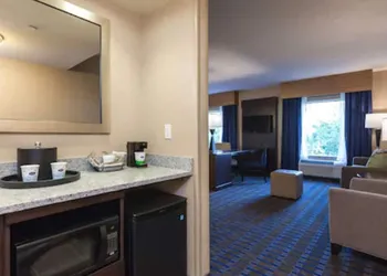 Hampton Inn & Suites Camp Springs/Andrews AFB hotel thumbnail 3