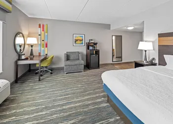 Hampton Inn & Suites Camp Springs/Andrews AFB hotel thumbnail 4