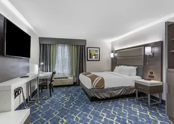 Quality Inn Murfreesboro - University Area hotel thumbnail 4