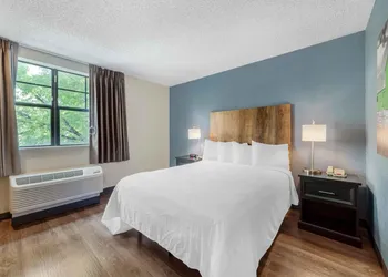 Extended Stay America Premier Suites - Miami - Airport - Doral - 87th Avenue South hotel thumbnail 4