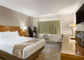 Rodeway Inn & Suites Grand Rapids Southeast hotel thumbnail 8