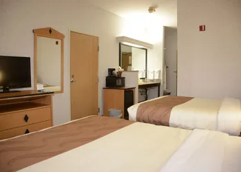 Quality Inn & Suites Denver Airport - Gateway Park hotel thumbnail 6