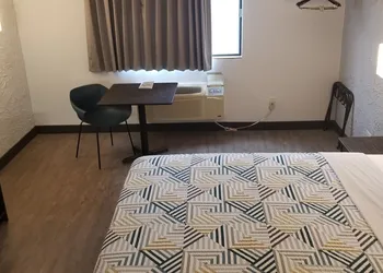 Motel 6 Elk Grove Village, IL - O'Hare hotel thumbnail 5