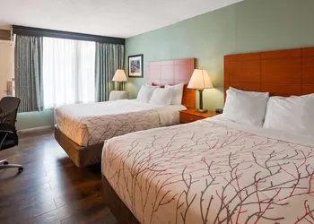Best Western Fredericksburg hotel thumbnail 5