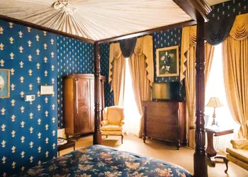 The Guest House Historic Mansion hotel thumbnail 8