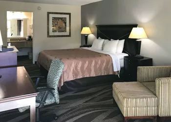 Quality Inn Windsor Mill - Baltimore hotel thumbnail 7