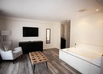 Hôtel Newstar Montréal hotel thumbnail 5