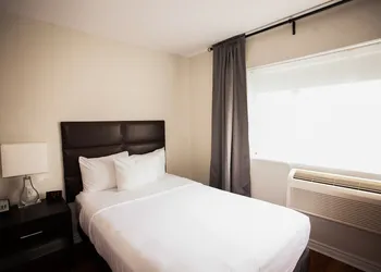 Hôtel Newstar Montréal hotel thumbnail 7