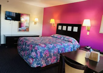 Luxury Inn hotel thumbnail 6