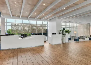 Marriott's Crystal Shores hotel thumbnail 2