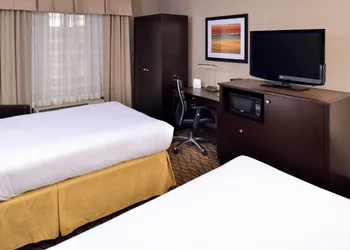 Holiday Inn Express Hunt Valley by IHG hotel thumbnail 3