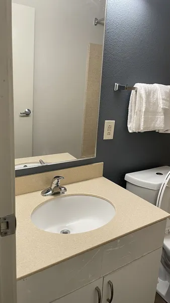 Sonesta Simply Suites Memphis hotel detail image 6