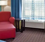 Holiday Inn Express & Suites North Kansas City by IHG hotel detail image 4