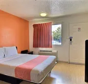 Motel 6 Austin, TX - North Central hotel detail image 4
