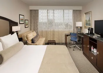 Skybridge Seattle Airport Hotel hotel thumbnail 7