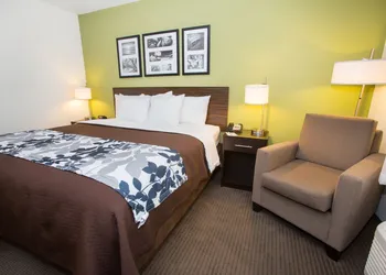 Sleep Inn & Suites Gulfport hotel thumbnail 7