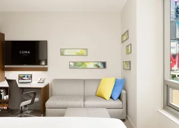 LUMA Hotel Times Square hotel thumbnail 6