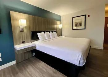 Baymont by Wyndham Kent/Seattle hotel thumbnail 7
