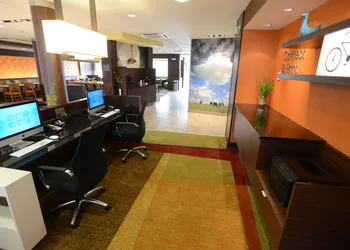 Fairfield Inn & Suites Bowling Green hotel thumbnail 5
