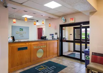 Quality Inn I-70 Near Kansas Speedway hotel thumbnail 3