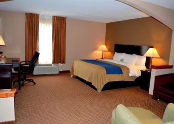 Quality Inn I-70 Near Kansas Speedway hotel thumbnail 4