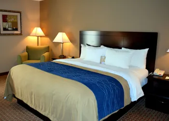 Quality Inn I-70 Near Kansas Speedway hotel thumbnail 5