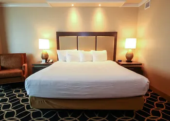 Hollywood Casino & Hotel St. Louis hotel thumbnail 8