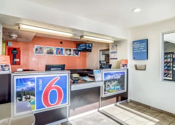 Motel 6 Fort Collins, CO hotel thumbnail 4