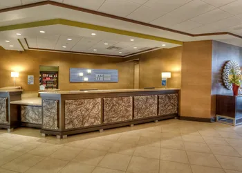 Holiday Inn Express & Suites Pittsburgh SW - Southpointe by IHG hotel thumbnail 2