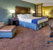 Holiday Inn Express & Suites Pittsburgh SW - Southpointe by IHG hotel detail image 7
