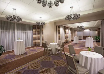 Sheraton Pittsburgh Airport Hotel hotel thumbnail 4