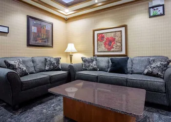 Days Inn by Wyndham Runnemede Philadelphia Area hotel thumbnail 2