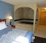 Days Inn by Wyndham Runnemede Philadelphia Area hotel detail image 4