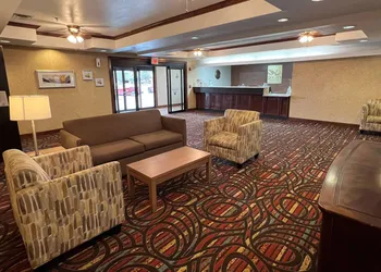 Quality Suites Midland North Loop 250 hotel thumbnail 5