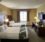 Quality Suites Midland North Loop 250 hotel detail image 7