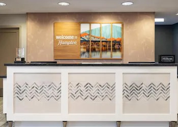 Hampton Inn & Suites La Crosse Downtown hotel thumbnail 6