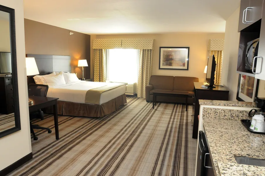 Holiday Inn Express & Suites Cambridge by IHG hotel detail image 6